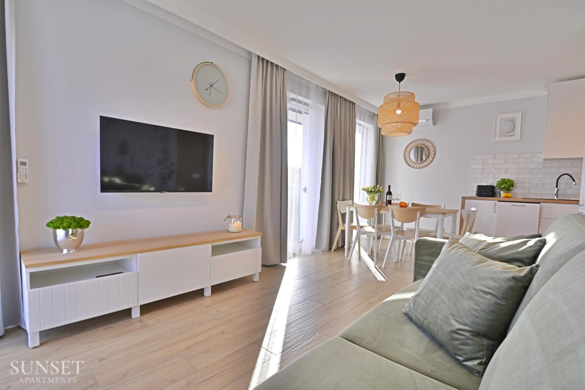 Sunset Apartments - Roosevelta - Premium - Garaz シフィノウイシチェ エクステリア 写真