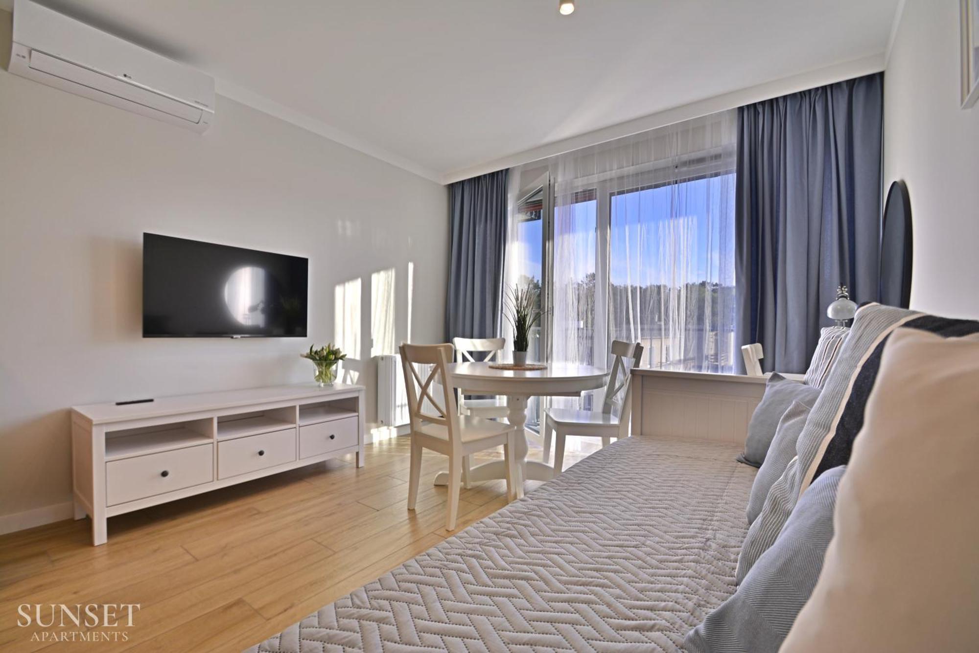 Sunset Apartments - Roosevelta - Premium - Garaz シフィノウイシチェ エクステリア 写真
